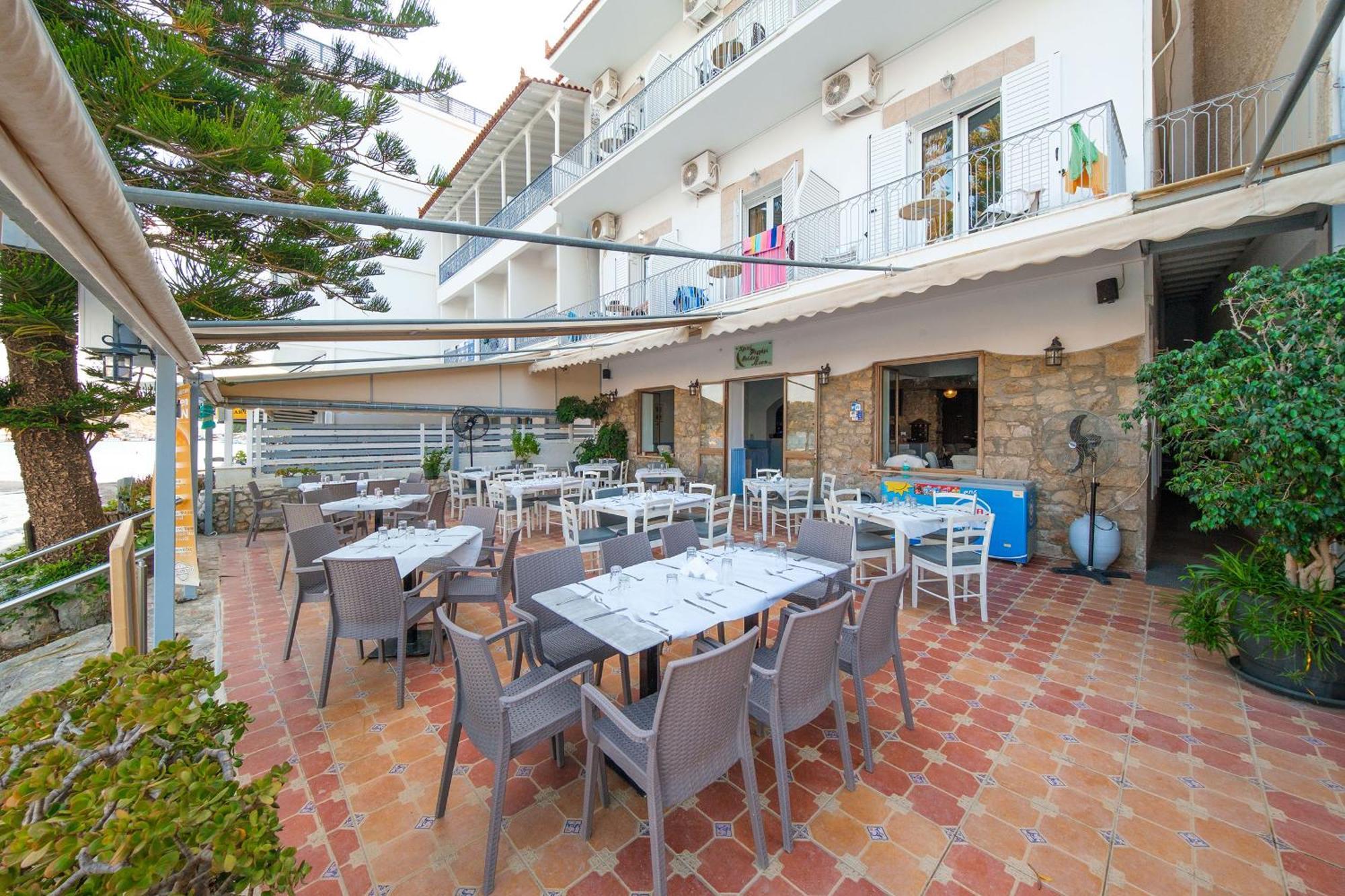 Golden Moon Hotel Tolo Exterior photo